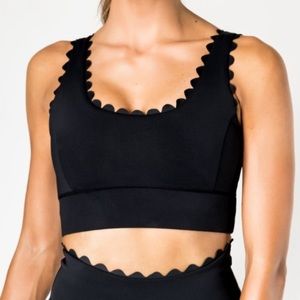 Perfect condition IVL scallop bra size 6